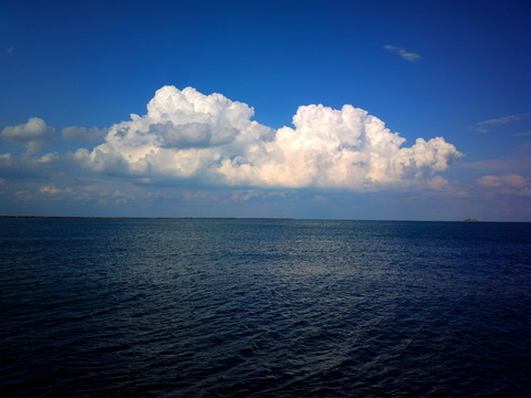 海天相接