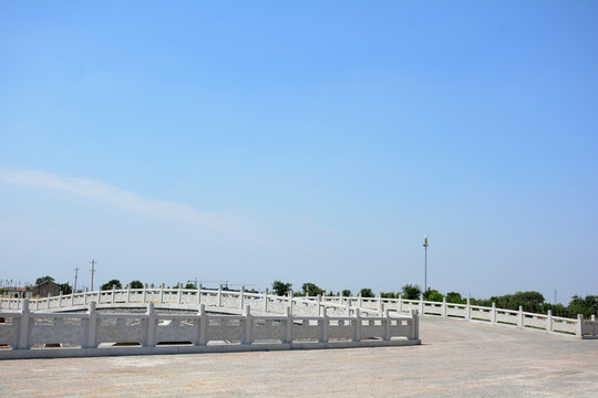 橋欄桿