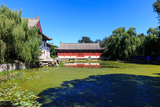 北京大學(xué)鳴鶴園紅湖考古教學(xué)樓