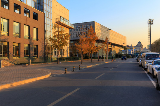 北京大學(xué)法學(xué)院凱原樓夕陽陽光