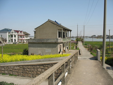 小橋上