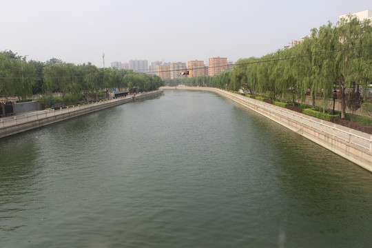 湖水