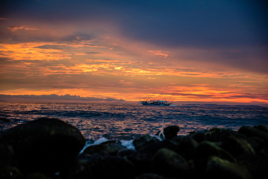 海灘夕陽(yáng)