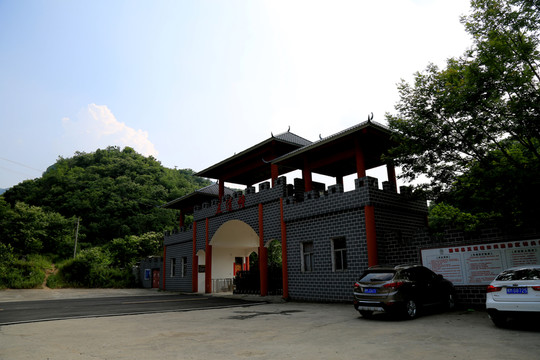 景區(qū)大門