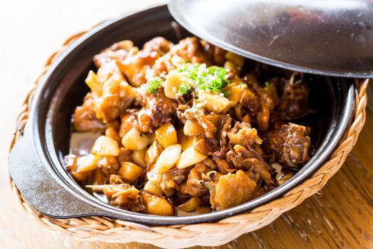 經(jīng)典三杯雞