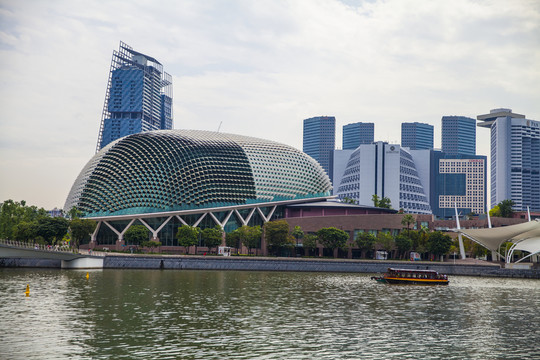 新加坡榴蓮殼歌劇院