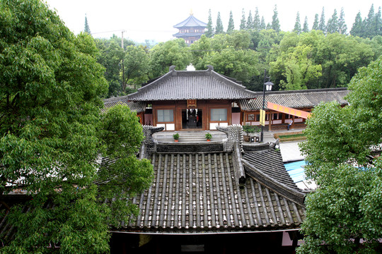 寒山寺 房脊