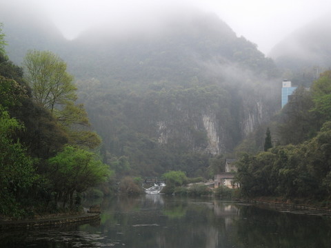 貴州安順龍宮