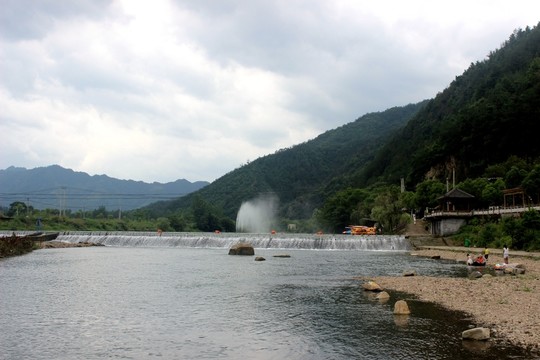 水壩