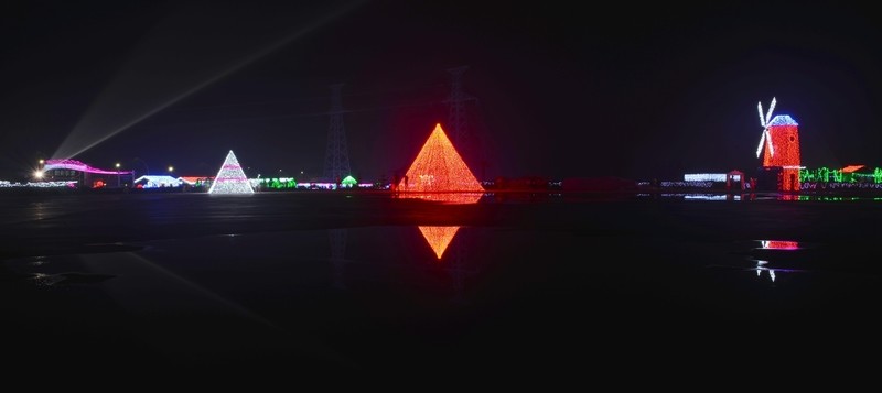 夜色中的夢幻燈光藝術