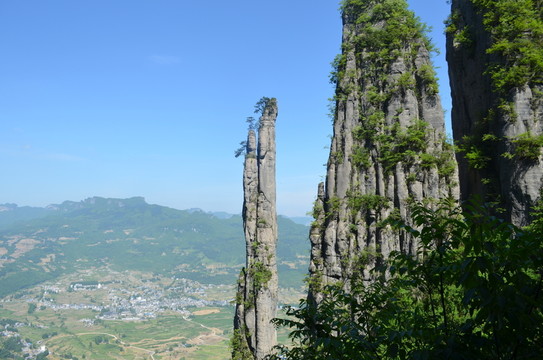 挺拔的山脈