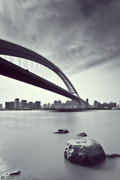 盧浦大橋