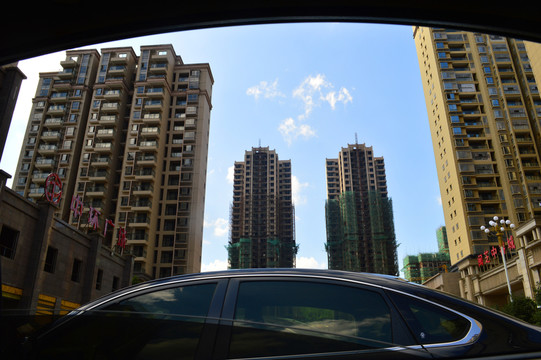 車窗外的風(fēng)景