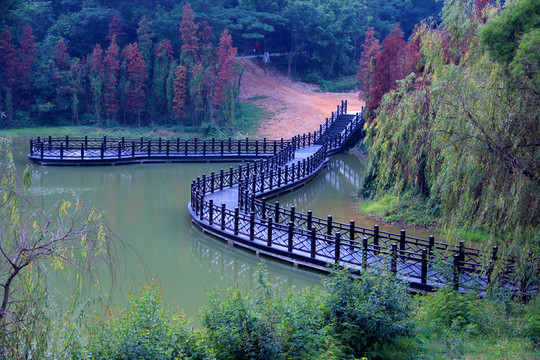 番禺大夫山廊橋