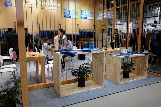 展會(huì) 牛仔褲 面料展 陳列