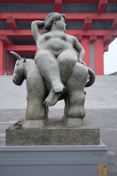 雕塑 肥胖 丰满的女人