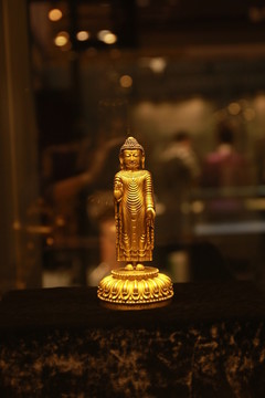 銅流金