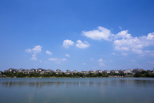 湖邊住宅