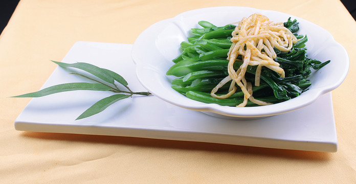 鮮竹筍炒菜心