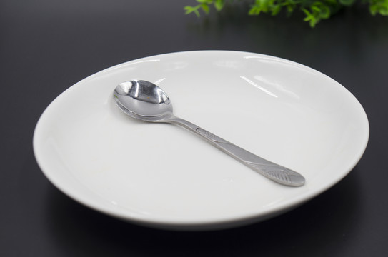 餐具