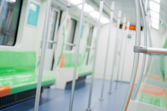 無人的地鐵車廂