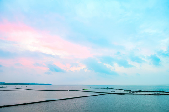 海岸 海上養(yǎng)殖廠