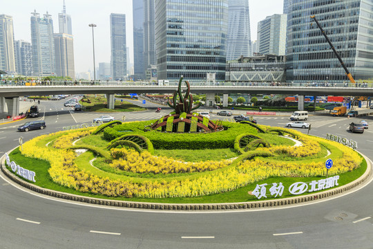 道路轉(zhuǎn)盤綠化