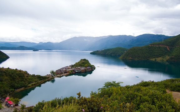 瀘沽湖