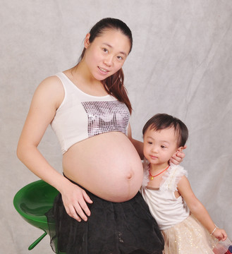 孕婦 嬰兒 懷孕 寶寶 母女