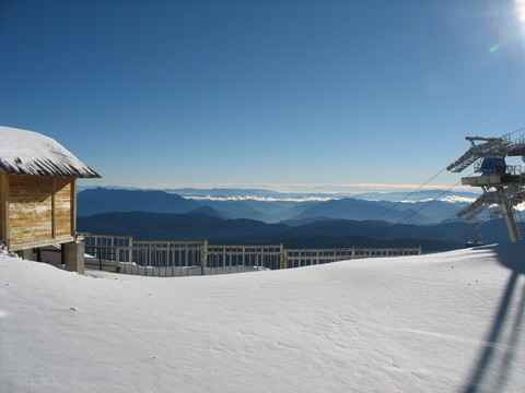 雪山之巔