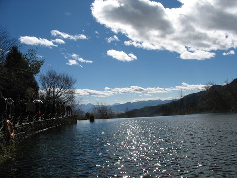 池水