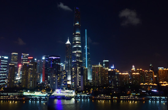 上海陸家嘴建筑群夜景