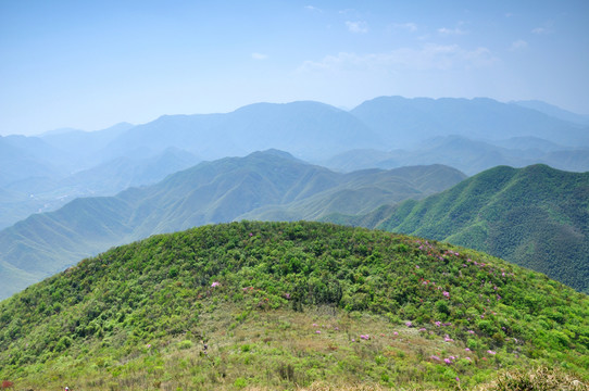杭州余杭鸕鳥(niǎo)山風(fēng)光