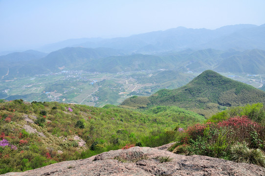 杭州余杭鸕鳥(niǎo)山風(fēng)光