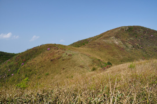 杭州余杭鸕鳥(niǎo)山風(fēng)光