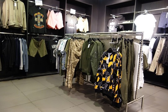 男裝專賣店