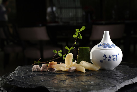 花膠燉瑤柱