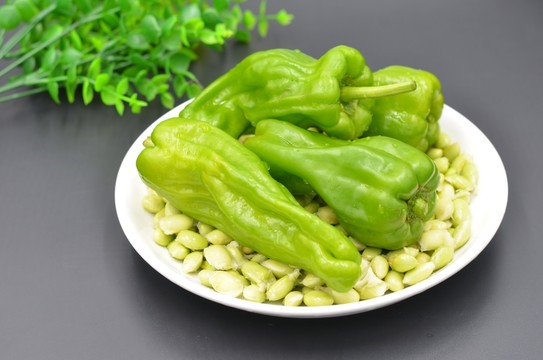 青椒毛豆