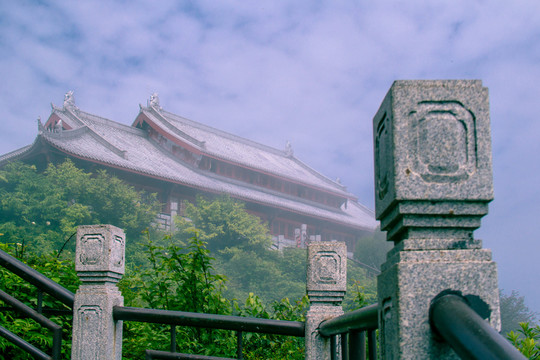 峨眉山
