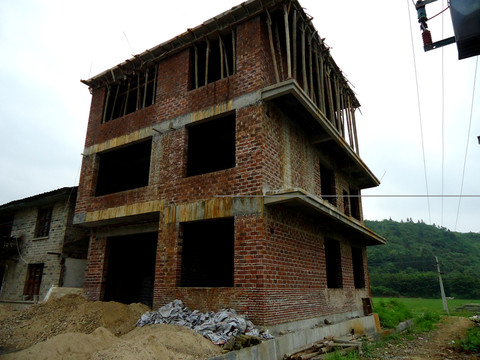 在建別墅