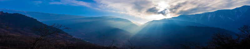 牛背山日出全景高清大圖