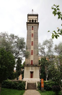 云南大學(xué)鐘樓