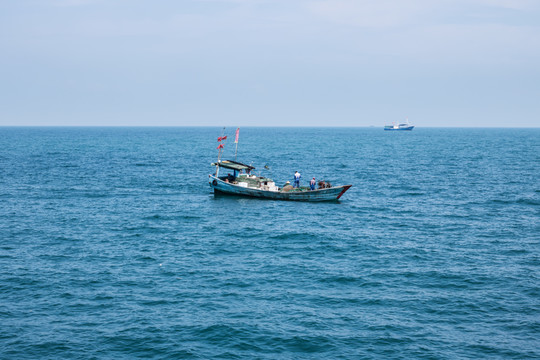 海 船