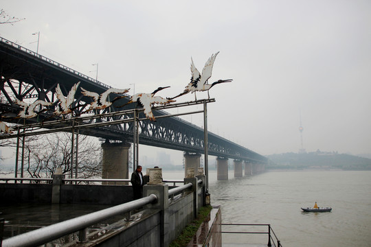 武漢長(zhǎng)江大橋