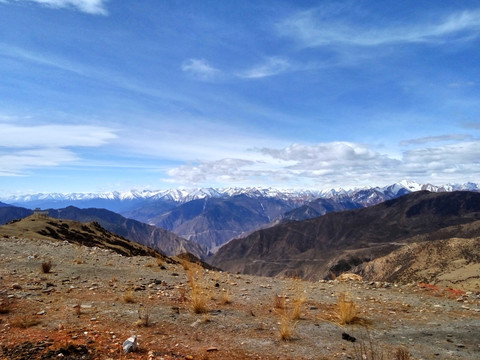 業(yè)拉山