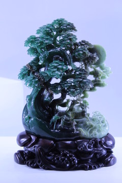 獨山玉雕件