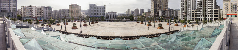 四川省巴中市人民廣場(chǎng)日景