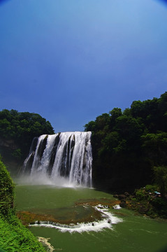 聚寶盆山水