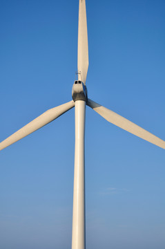 諸暨東白山風(fēng)力發(fā)電機(jī)