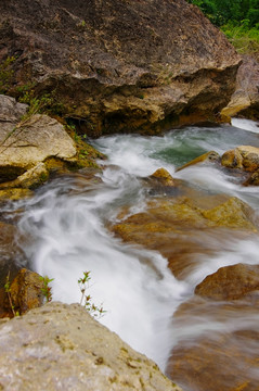 山澗 溪流